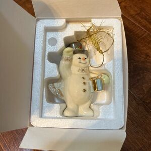 Lenox Vintage Frosty 1998 Ornament